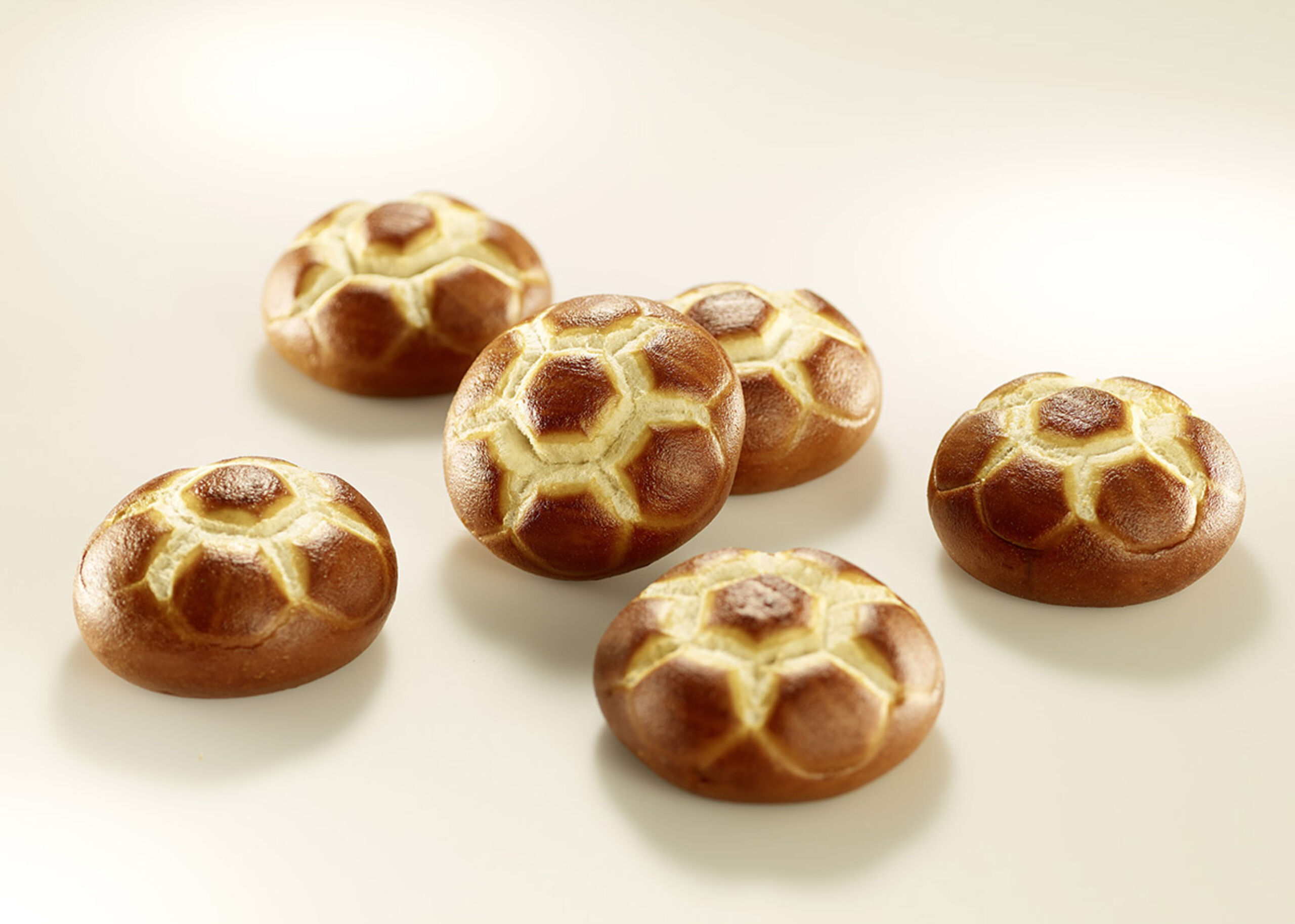 230195 Fully Baked Pretzel Soccer Bun