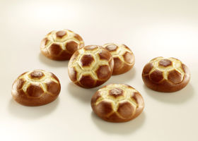 230195 Fully Baked Pretzel Soccer Bun